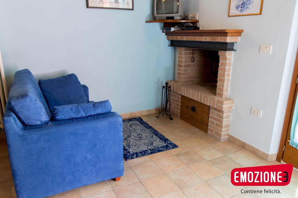 Country House Angelo Blu Urbania Luaran gambar