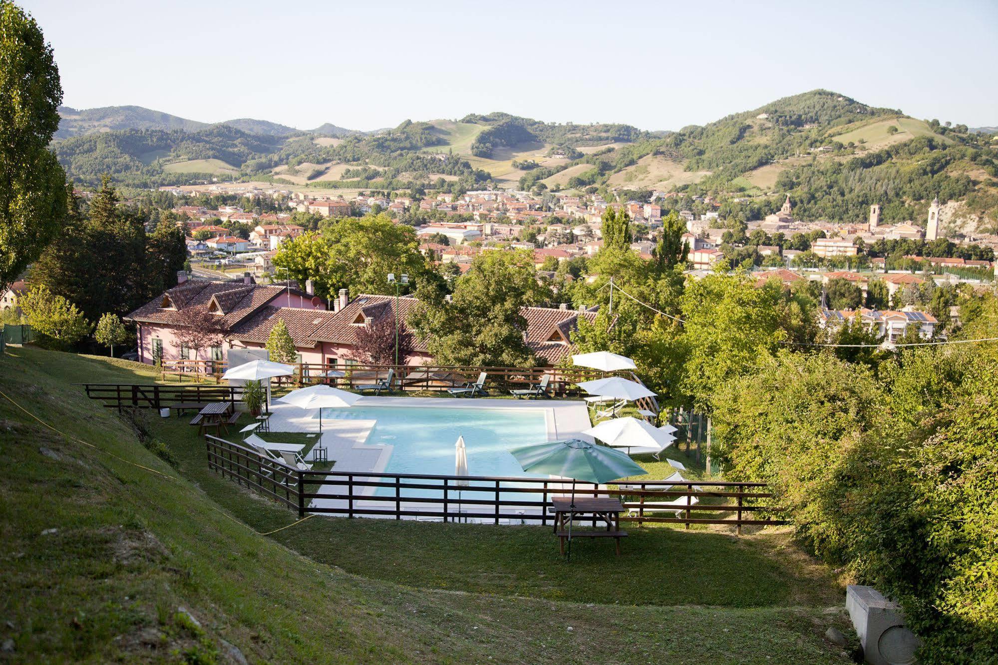 Country House Angelo Blu Urbania Luaran gambar